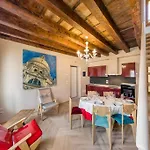 Elite Stunning Venetian Apt. Close Accademia Διαμέρισμα Βενετία