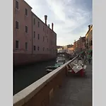 Elite Stunning Venetian Apt. Close Accademia Διαμέρισμα Βενετία