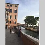 Elite Stunning Venetian Apt. Close Accademia * Βενετία