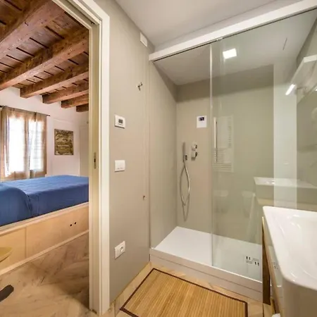 Apartment Elite Stunning Venetian Apt. Close Accademia Venedig